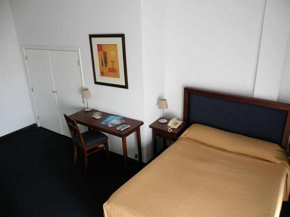 Austral Hotel Montevideo Exterior foto